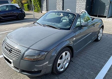 Audi TT Roadster 1.8T 132 kW -