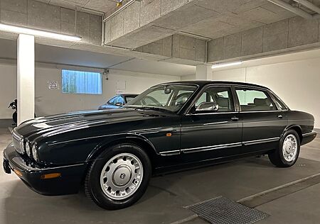 Jaguar Daimler 4.0 LWB *5 Sitze*Sammler*orig 49`km*1A*