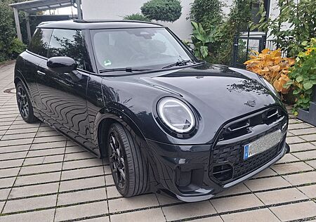 Mini Cooper S gebraucht kaufen Mini Cooper S JCW Trim, Paket M,Glasdach, Head-Up,SHZ, 3000km