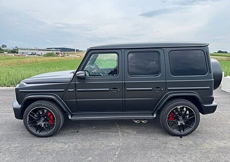 Mercedes-Benz G 63 AMG Mercedes-AMG G 63 Mercedes-AMG