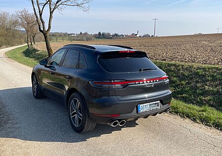 Porsche Macan S mit Approved Garantie bis 3.2027