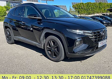 Hyundai Tucson 1.6 CRDi 48V Trend DCT 4WD Pano 8Alu Side