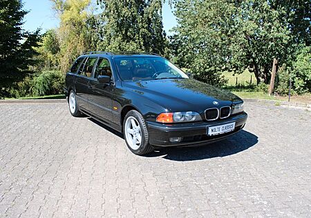 BMW 523i E39 Touring *2. Hand* *SHZ* *Leder* *SHD*