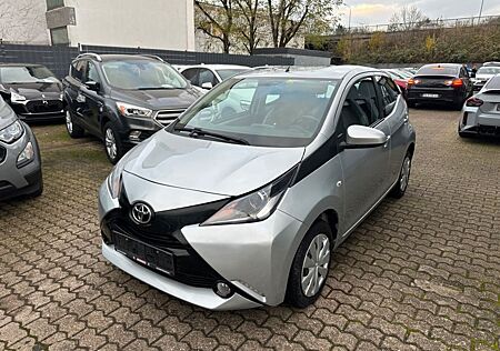 Toyota Aygo (X) Aygo -play Team D*X-Touch Media*R-Kamera*