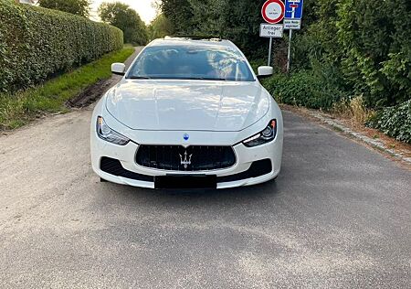 Maserati Ghibli 3.0 V6 S Q4 Automatik S