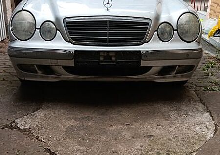 Mercedes-Benz E 270 CDI ELEGANCE Elegance
