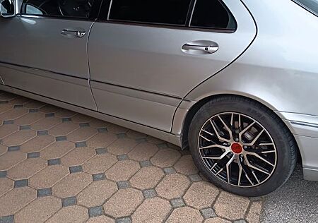 Mercedes-Benz S 350 -