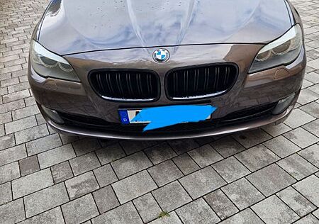 BMW 530d Touring A -