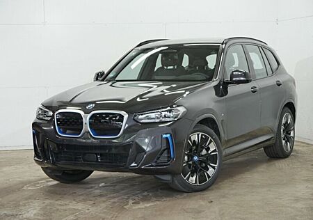 BMW iX3 Impressive M-Sport AHK Panorama ACC HuD H&K