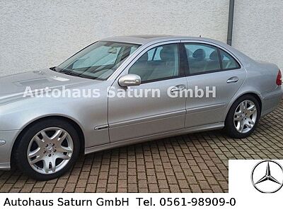 Mercedes-Benz E 240 2.6 V6 AVANTGARDE*SD*Leder*NAVI*Voll*