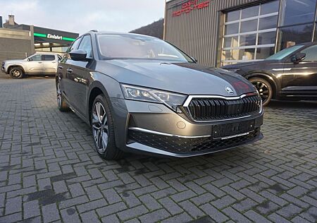 Skoda Octavia Combi 2.0 TDI DSG Neuwertig 85km Panoram