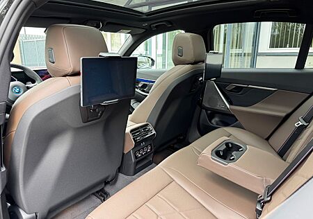 BMW 530 e xDrive M Sportpaket Pro/Fond Entertai/Pano