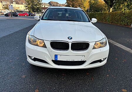 BMW 320d xDrive Touring -