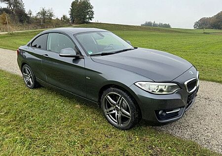 BMW 220 Baureihe 2 Coupe d Sport Line