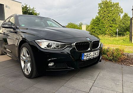 BMW 330d xDrive Touring+M SPORT+HEADUP+ALCANTARA