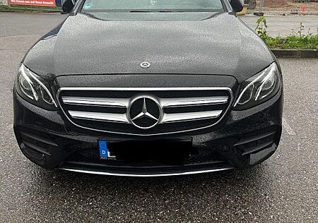 Mercedes-Benz E 200 gebraucht kaufen Mercedes-Benz E 200 Autom. -