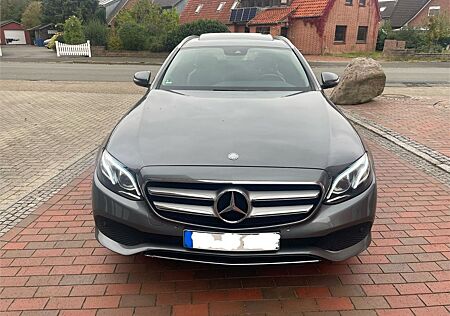 Mercedes-Benz E 250 T Autom. -