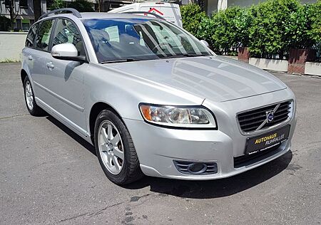 Volvo V50 Kombi 2.0 D ,Autom., Leder , Navigation,..