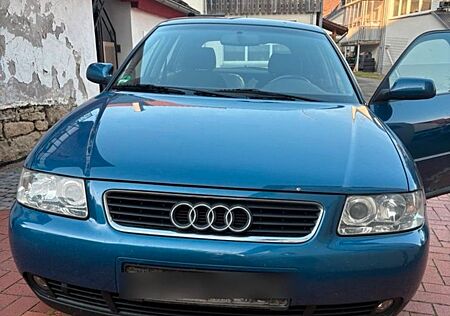Audi A3 1.8 Automatik sh gepf. 8fach , PDC TÜV 05.26