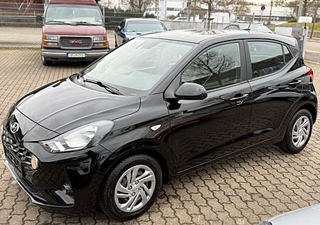 Hyundai i10 Select 6200 Euro Netto