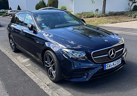 Mercedes-Benz E 53 AMG Mercedes-AMG E 53 4MATIC+ T Autom. ...