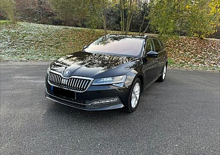 Skoda Superb 2.0 TDI SCR DSG SPORTLINE Combi SPORTLINE