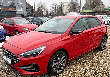 Hyundai i30 LED/Kamera/Temp/SHZ/CarPlay/beh.LR/27 TKM!!!