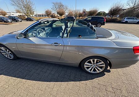 BMW 320i Cabrio -E93