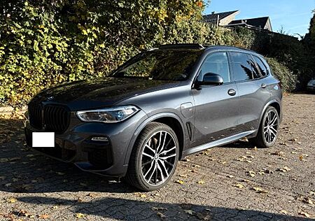 BMW X5 xDrive45e M-Paket / Voll-Ausst/ Individual