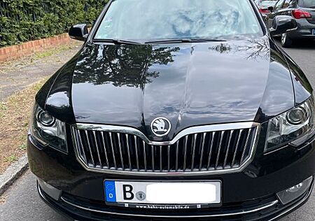 Skoda Superb 2.0 TDI 125 Green tec DSG Ambition Co...