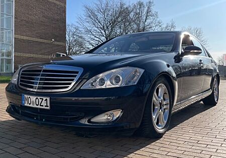 Mercedes-Benz S 450 -