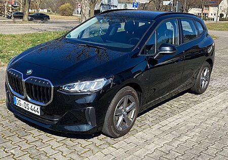 BMW 218i Active Tourer Automatik, AHK, Kamera