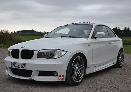 BMW 125i e82 M-Paket Schalter