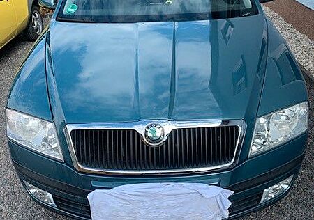 Skoda Octavia Combi 1.6 FSI tiptronic Ambiente Amb...