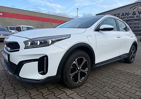 Kia XCeed Vision Plug-in Hybrid Automatik 62,750KM