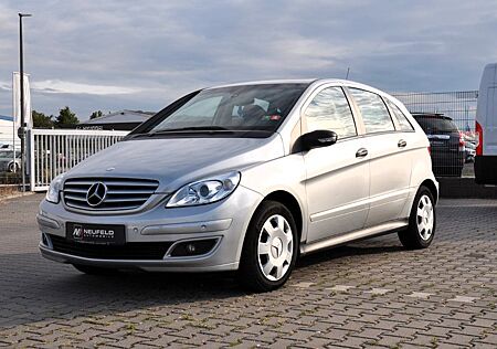 Mercedes-Benz B 200 /Licht- und Sicht-Paket / Sitzheizung