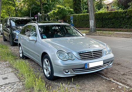 Mercedes-Benz C 220 Mercedes CDI T AVANTGARDE