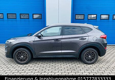 Hyundai Tucson Sitzheizung Kamera Navi 1 Hand LED Blueto