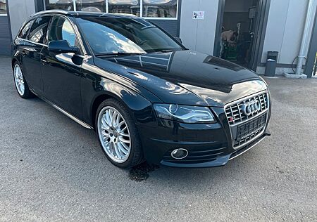Audi S4 Avant 3.0 TFSI S tro quatt,AHK,SHZ,Pano,