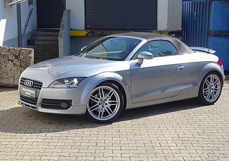 Audi TT Coupe/Roadster 2.0 TFSI Roadster S Line