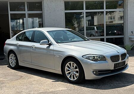 BMW 523 i *2.Hand-Navi-PDC-SHZ-Tempomat-Xenon*