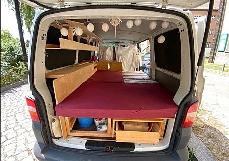 VW T5 Transporter Volkswagen T5 Camper mit neuen TÜV