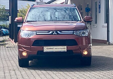 Mitsubishi Outlander 2.2 DI-D Instyle 4WD Leder NAV