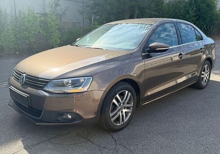 VW Jetta Volkswagen VI Highline