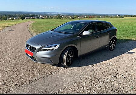 Volvo V40 T2 R Design R Design