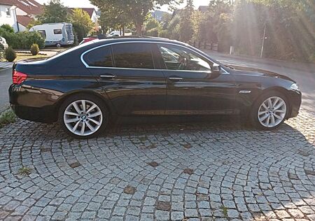 BMW 530d xDrive A -