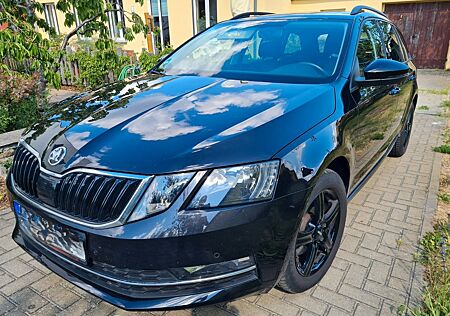 Skoda Octavia 1.6 TDI Style AHK Winterpaket