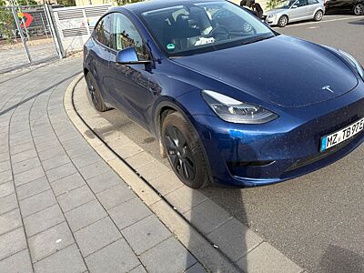 Tesla Model Y Hinterradantrieb -