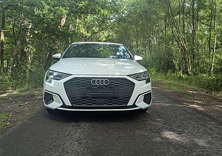 Audi A3 35 TFSI Sportback -