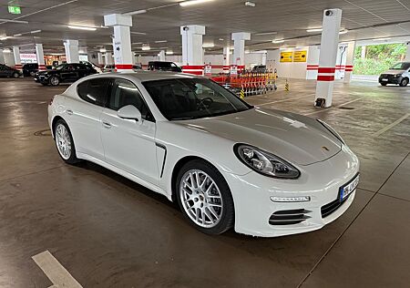 Porsche Panamera Panamera4